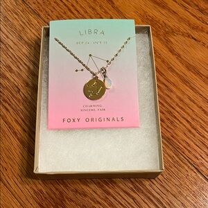 Gold Circular Pendant Necklace